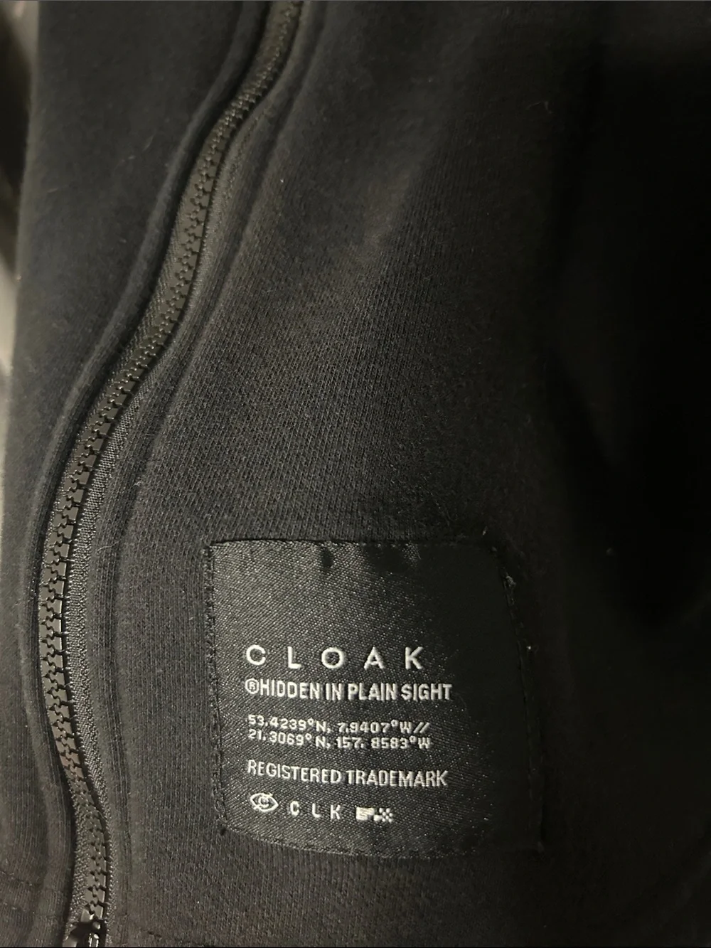 Cloak brand poncho Black Zip-Up Hoodie with Subtle Logo Patch - Picture 2 of 5